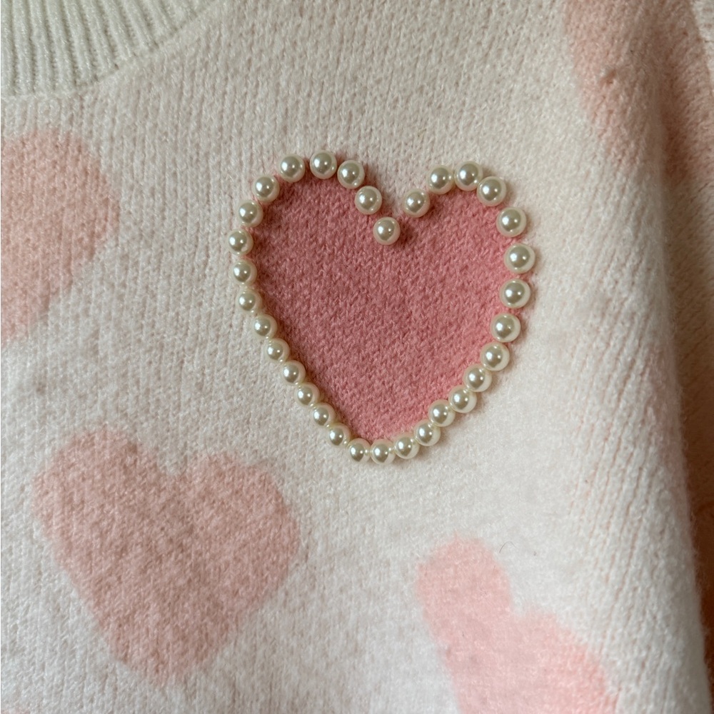 Vince Camuto heart sweater - Picture 2 of 8